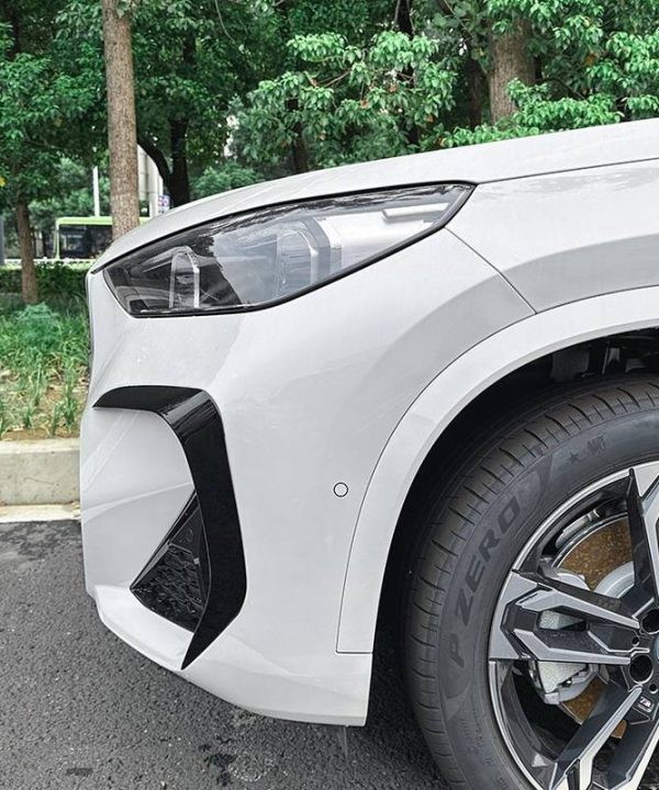 Alternative view of Μπροστινά Spoiler Flaps Για Bmw X1 U11 2022+ M-Packet Γυαλιστερό Μαύρο 2 Τεμάχια