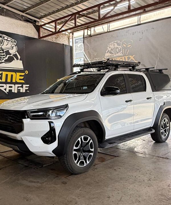 Fender Flares compatible with TOYOTA Hilux 8Th Generation Facelift 2020+