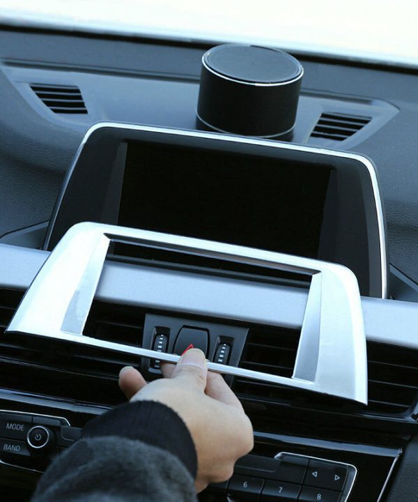 Alternative view of Πλαίσιο Οθόνης Χρωμίου Για Bmw X1 F48 15-19