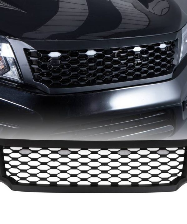 Kimpiris - Μάσκα Για Nissan Navara D23 NP300 15-20 Badgeless Μαύρη Ματ Με Led