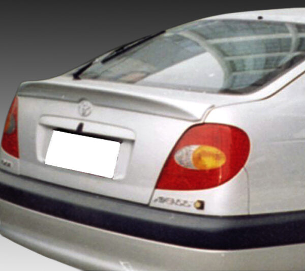 kimpiris - Αεροτομή Toyota Avensis Mk1 Liftback (1997-2003)